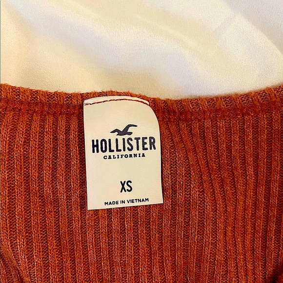 Cropped sweater - Picture 2 of 3